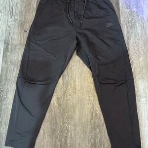 Nike tech women Black Jogger track Pants